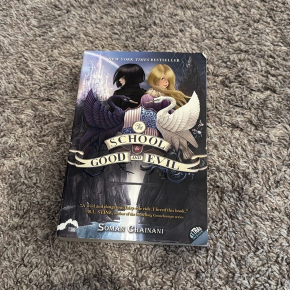 The School for Good and Evil Book Soman Chainani. - Picture 2 of 5